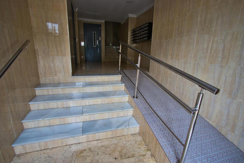Malaga City Apartment Экстерьер фото